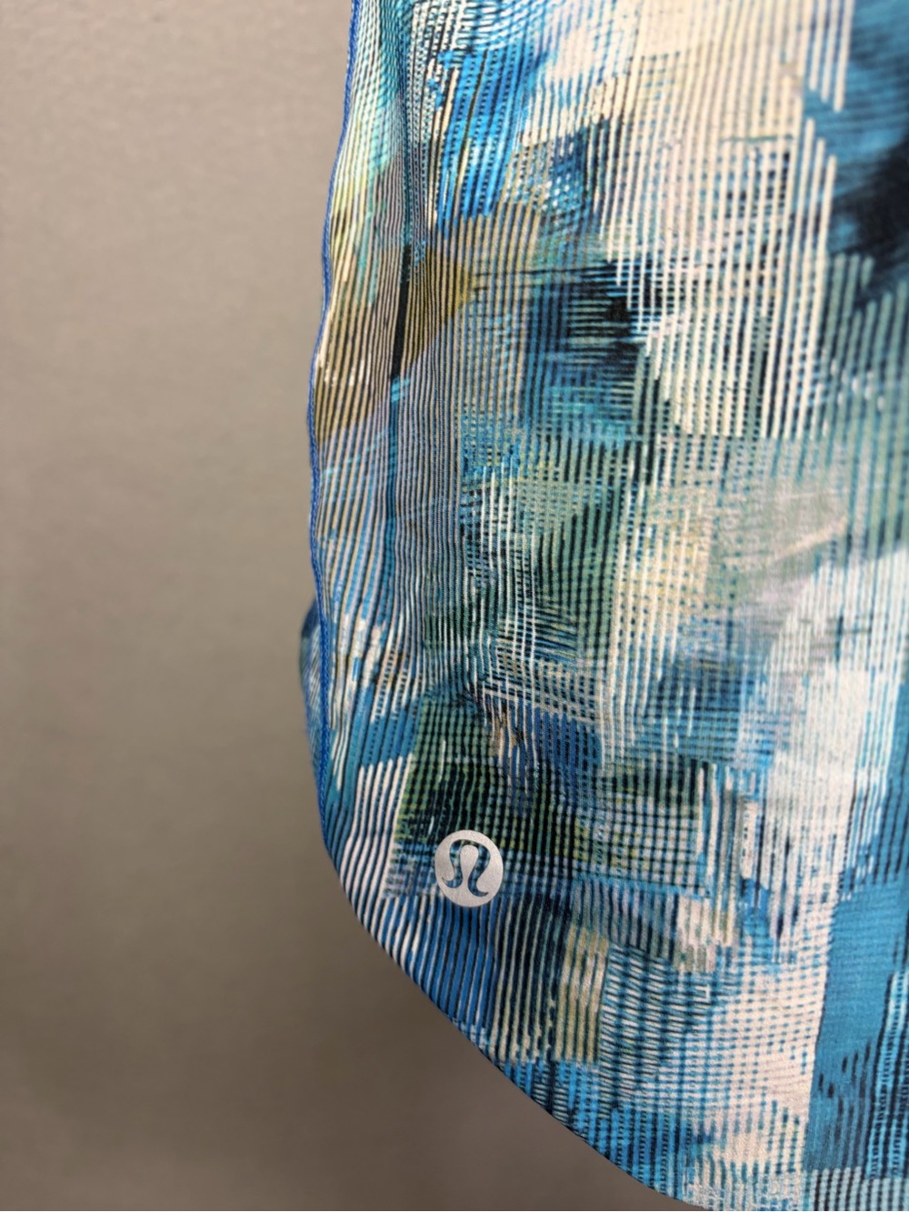 lululemon athletica Blue & White Abstract Racerback Tank - Picture 3 of 5
